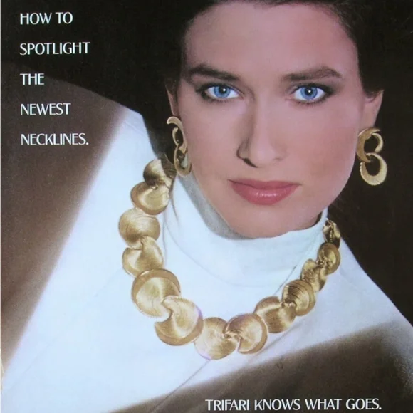 📼☎️ 💄👑Celebrating the 1980s! 🪭💍💎📿 - Picture 1 of 16